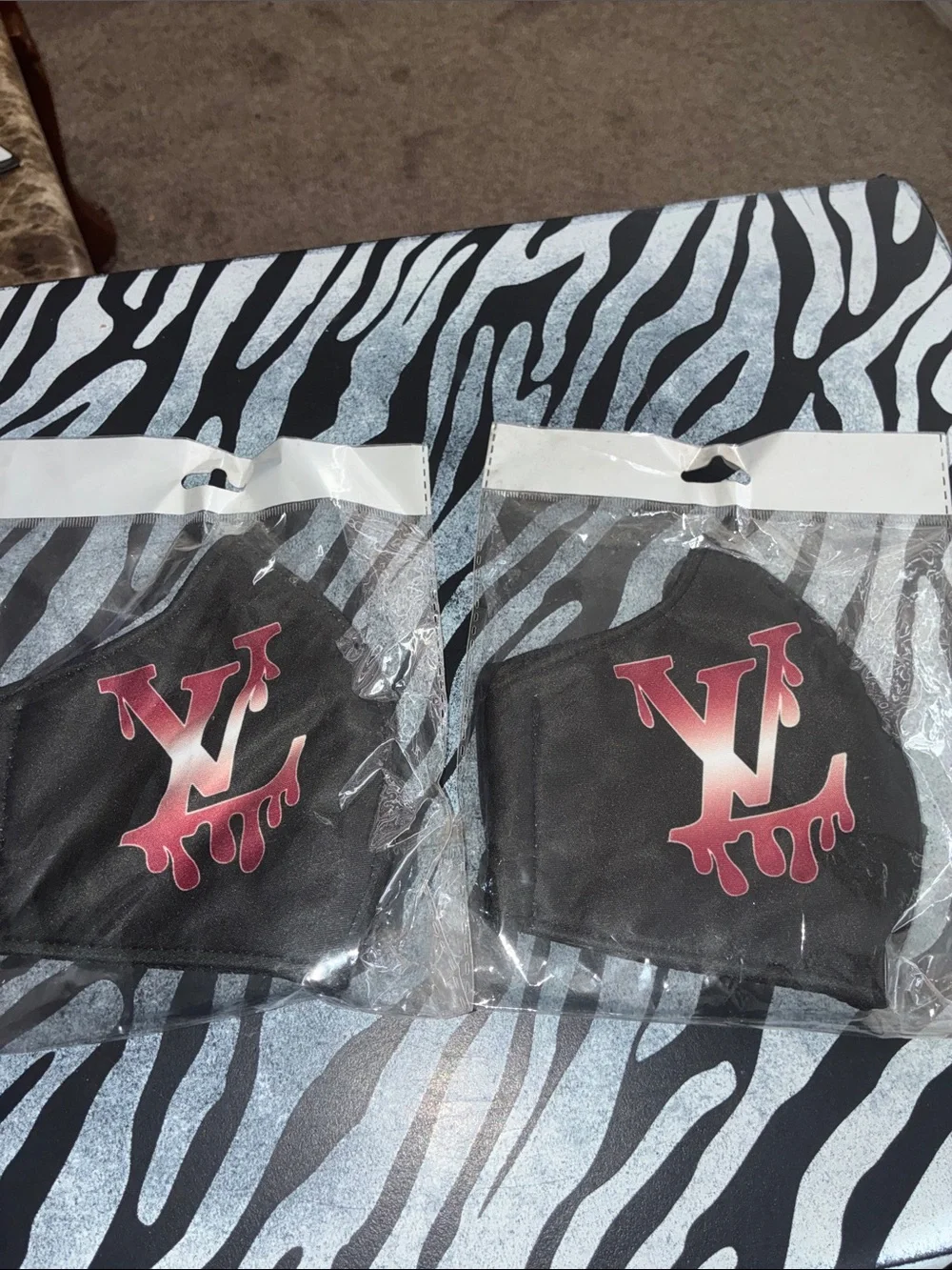 2 Women Face Masks